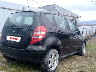2005 Mercedes-Benz A-Класс 150 II (W169), чёрный, 440000 рублей, вид 2