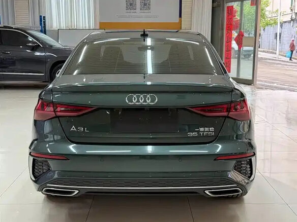 2023 Audi A3 35 TFSI IV (8Y), чёрный, 2320899 рублей - вид 4