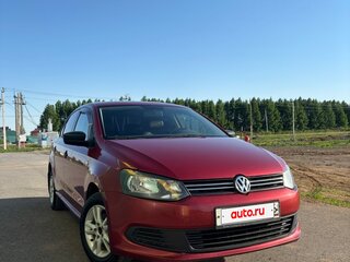 2010 Volkswagen Polo V, красный, 550000 рублей, вид 2
