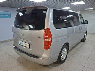 2018 Hyundai Grand Starex I Рестайлинг, серый, 2279000 рублей, вид 5