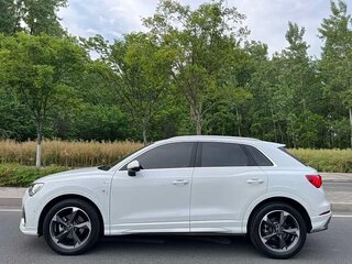 2022 Audi Q3 35 TFSI II (F3), белый, 2310000 рублей, вид 4