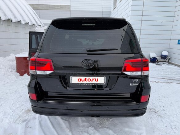 2010 Toyota Land Cruiser 200 Series, чёрный, 8400000 рублей - вид 1