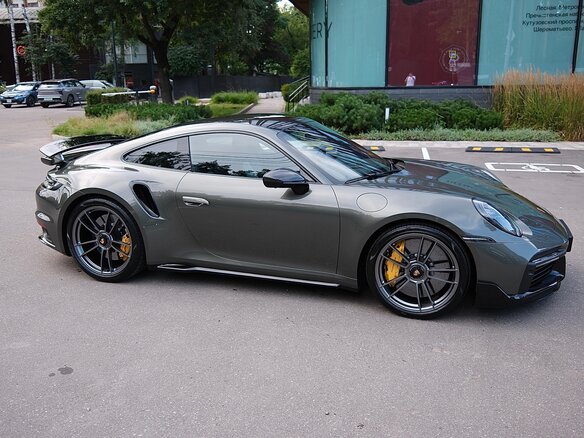 2023 Porsche 911 Turbo S VIII (992), серый, 26900000 рублей - вид 3
