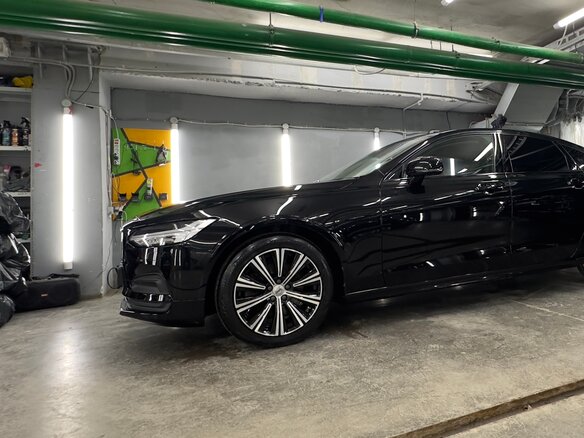 2020 Volvo S90 II Рестайлинг, чёрный - вид 5