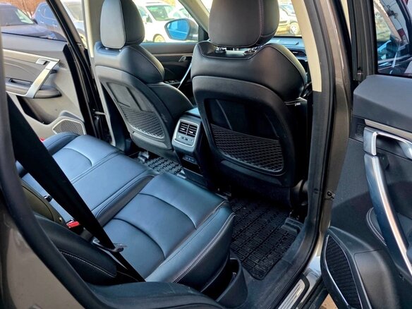 2024 Geely Atlas Pro, серый, 2220000 рублей - вид 10