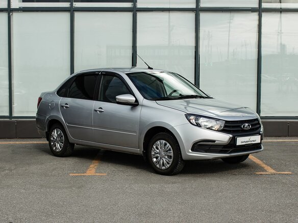 2024 Lada (ВАЗ) Granta I Рестайлинг, серебристый, 700000 рублей - вид 4