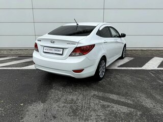 2014 Hyundai Solaris I, белый, 805000 рублей, вид 5