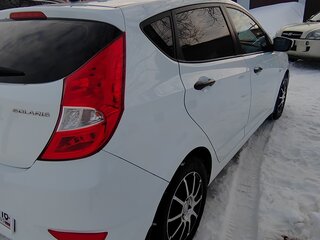 2014 Hyundai Solaris I, белый, 699999 рублей, вид 3
