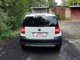 2014 Skoda Yeti I, белый, 600000 рублей, вид 3