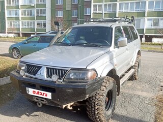 2000 Mitsubishi Pajero Sport I, серый, 800000 рублей, вид 1