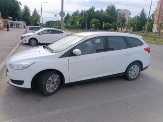 2018 Ford Focus III Рестайлинг, белый, 730000 рублей, вид 3