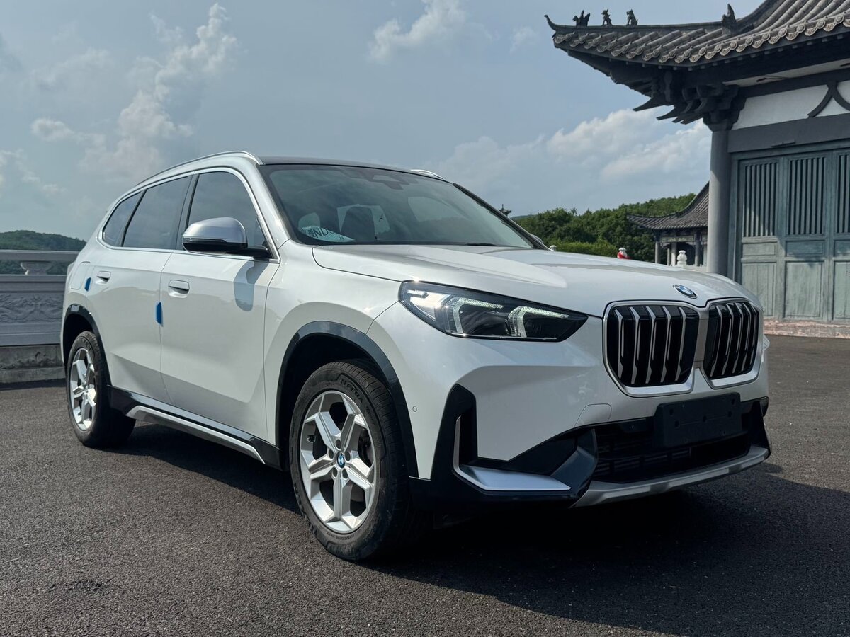 Открыть фотографии: BMW X1 III (U11/U12)