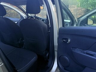 2019 Renault Sandero Stepway II Рестайлинг, белый, 1350000 рублей, вид 4