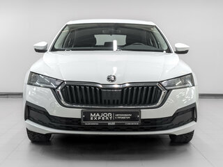 2021 Skoda Octavia IV (A8), белый, 2415000 рублей, вид 2