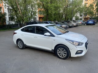 2020 Hyundai Solaris II, белый, 1300000 рублей, вид 3
