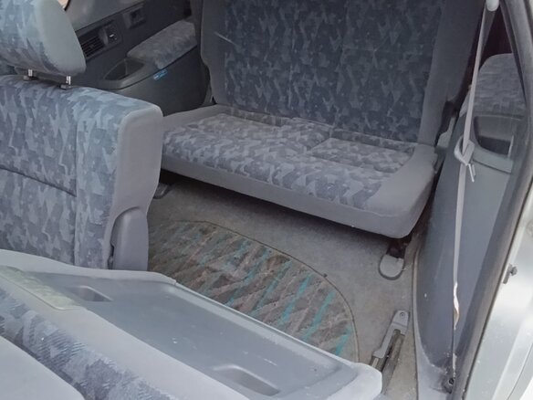 1998 Toyota Ipsum I (M10), серебристый, 500000 рублей - вид 17