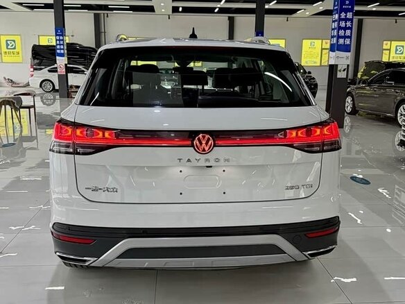 2023 Volkswagen Tayron I Рестайлинг, белый - вид 4