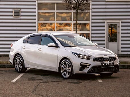 2020 Kia Cerato IV, белый, 1395000 рублей, вид 3