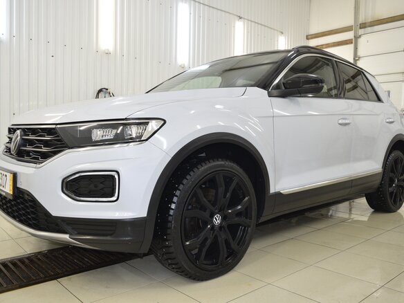 2021 Volkswagen T-Roc I, белый, 3550000 рублей - вид 1