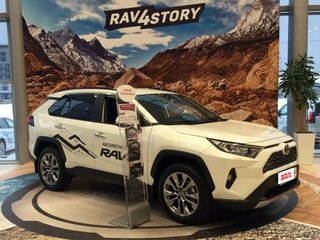2021 Toyota RAV4 V (XA50), белый, 3550000 рублей, вид 2
