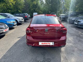 2022 Volkswagen Polo VI, красный, 1550000 рублей, вид 5