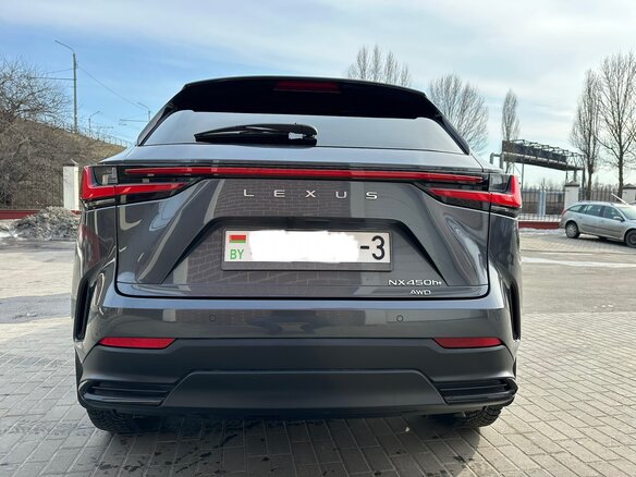 2023 Lexus NX 450h+ II, серый, 4084000 рублей - вид 13