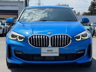 2021 BMW 1 серии 118i III (F40), голубой, 1105000 рублей, вид 4