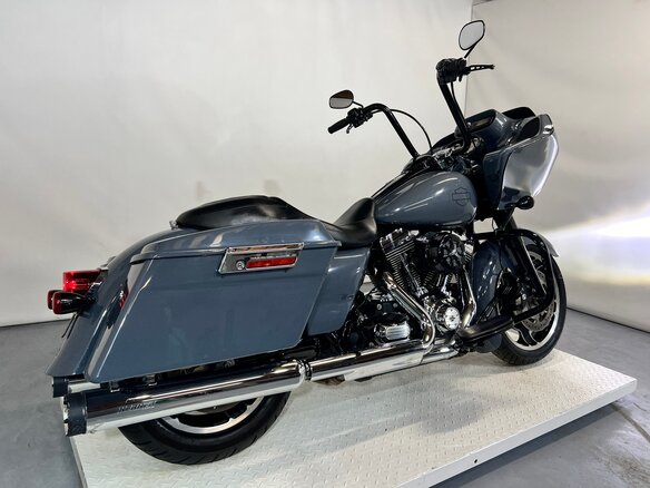 2012 Harley-Davidson Road Glide, серебристый, 760000 рублей - вид 5