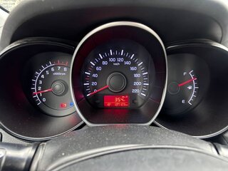 2015 Kia Rio III Рестайлинг, белый, 1110000 рублей, вид 4