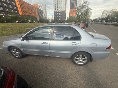 2006 Mitsubishi Lancer IX Рестайлинг, серебристый, 450000 рублей, вид 4