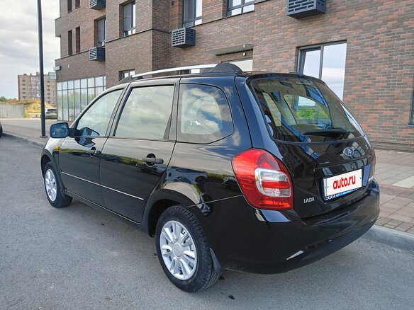 2014 Lada (ВАЗ) Kalina II, чёрный, 400000 рублей - вид 3