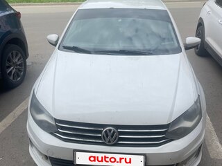 2016 Volkswagen Polo V Рестайлинг, белый, 600000 рублей, вид 1