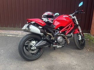 2013 Ducati Monster 696, красный, 400000 рублей, вид 2