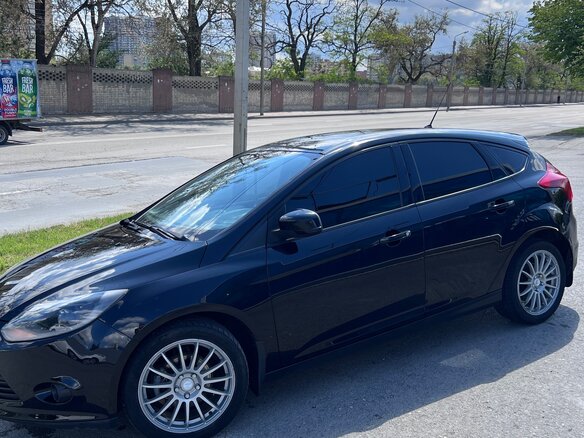 2014 Ford Focus III, чёрный, 900000 рублей - вид 5