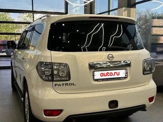 2011 Nissan Patrol VI (Y62), белый, 1600000 рублей, вид 2