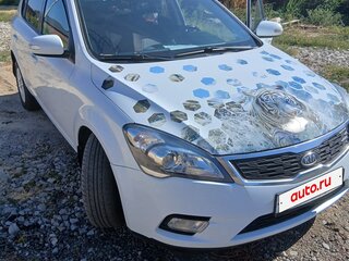 2011 Kia Ceed I Рестайлинг, белый, 750000 рублей, вид 2