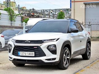 2021 Chevrolet TrailBlazer III, белый, 1650000 рублей, вид 2