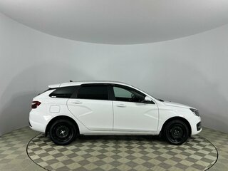 2024 Lada (ВАЗ) Vesta SW I Рестайлинг (NG), белый, 1295000 рублей, вид 4