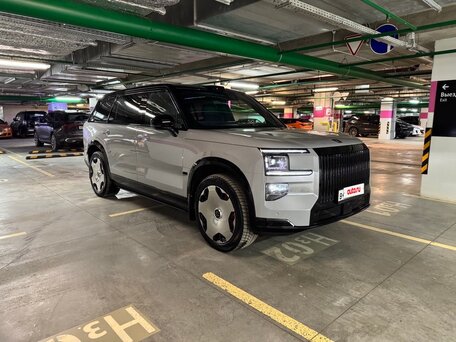 2025 Zeekr 9X 70 kWh, чёрный, вид 2