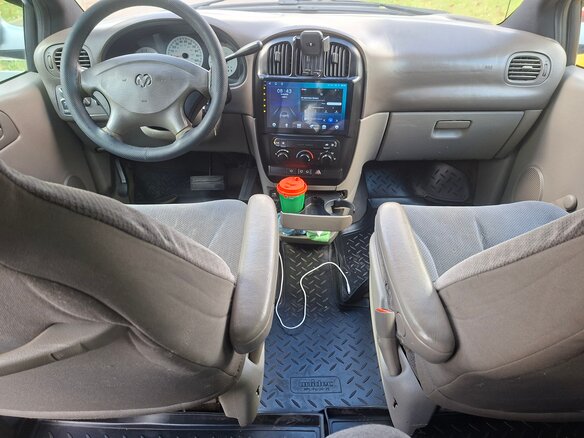 2002 Dodge Caravan 4-speed IV, серебристый, 420000 рублей - вид 11