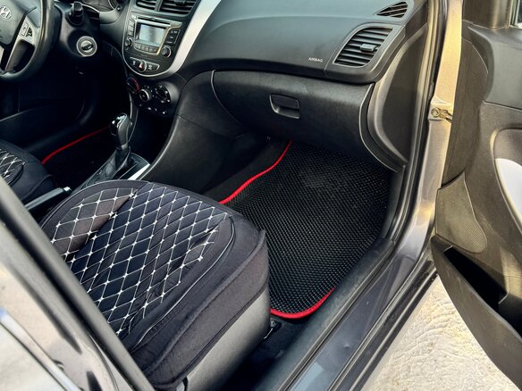2015 Hyundai Solaris I Рестайлинг, серый, 970000 рублей - вид 13