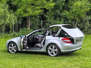 2004 Mercedes-Benz SLK-Класс 350 II (R171), серебристый, 2000000 рублей, вид 1