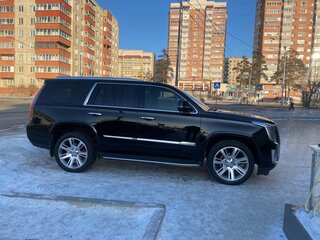 2016 Cadillac Escalade IV, чёрный, 4760000 рублей, вид 5