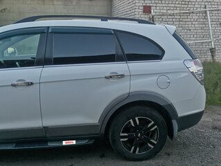 2011 Chevrolet Captiva I, белый, 900000 рублей, вид 3