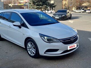 2019 Opel Astra K, белый, 1450000 рублей, вид 2