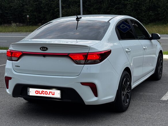 2017 Kia Rio IV, белый, 999000 рублей - вид 6