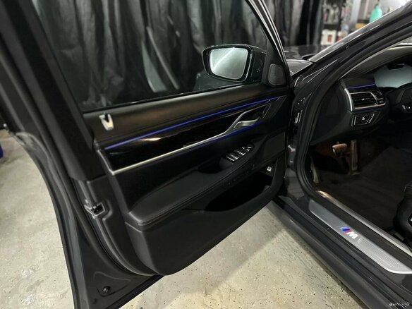 2021 BMW 7 серии 730d xDrive VI (G11/G12) Рестайлинг, серый - вид 23