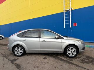2008 Ford Focus II Рестайлинг, серебристый, 520000 рублей, вид 4
