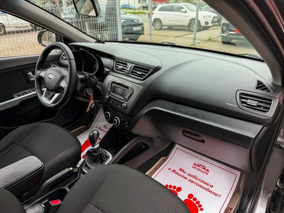 2013 Kia Rio 5-speed III, серый - вид 12