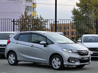 2018 Honda Fit III Рестайлинг, серый, 1113000 рублей, вид 3